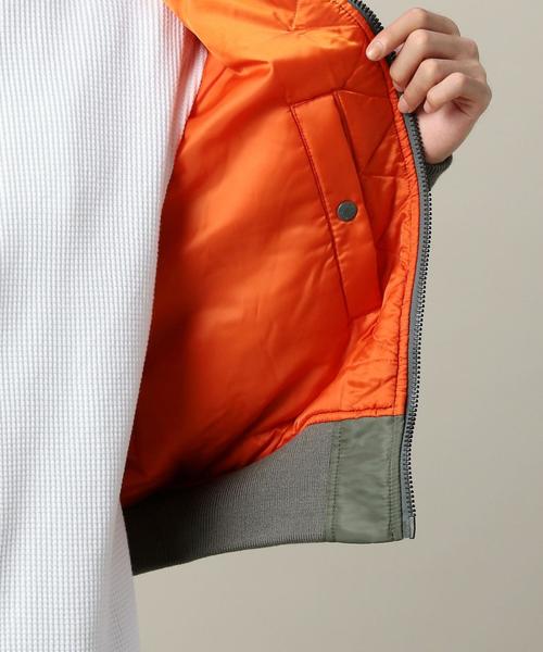 AVIREX（アヴィレックス）の「＜AVIREX＞ MA-1/ブルゾン◆（MA-1・メンズ・ブラック/オリーブ・LARGE/MEDIUM）」の8枚目の写真