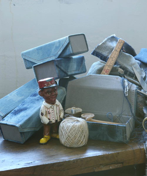 DULTON（ダルトン）の「DENIM GLASSES CASE /デニムグラスケース（メガネ・メンズ・ライトブルー/ダークブルー・FREE）」の9枚目の写真