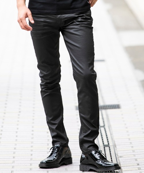 London Denim(ロンドンデニム)の「Brent Skinny VINCE ブラックコーティング ストレッチ スキニーデニム(デニムパンツ・メンズ・ブラック・46/48/50/52)」の2枚目の写真