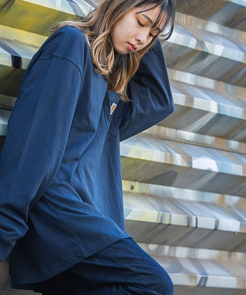 Carhartt(カーハート)の「『Carhartt/カーハート』ワンポイントポケット付きクルーネック長袖Tシャツ(Tシャツ/カットソー・メンズ・ブラック/ダークブラウン/ネイビー/ヘザーグレー/ブラウン系その他/グリーン系その他/バーガンディー/グリーン・M/L/XL/S)」の7枚目の写真
