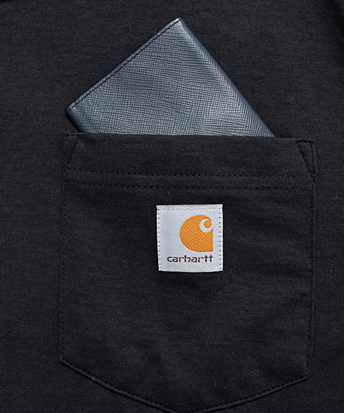 Carhartt(カーハート)の「『Carhartt/カーハート』ワンポイントポケット付きクルーネック長袖Tシャツ(Tシャツ/カットソー・メンズ・ブラック/ダークブラウン/ネイビー/ヘザーグレー/ブラウン系その他/グリーン系その他/バーガンディー/グリーン・M/L/XL/S)」の16枚目の写真