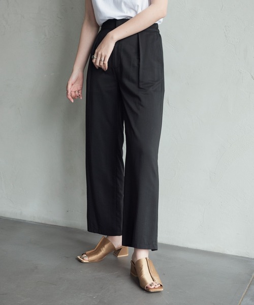 Aunt Marie's（アントマリーズ）の「AUNT MARIE’S　ステッチバックスリットワイドパンツ（その他パンツ・レディース・ブラック/イエロー・FREE）」の2枚目の写真