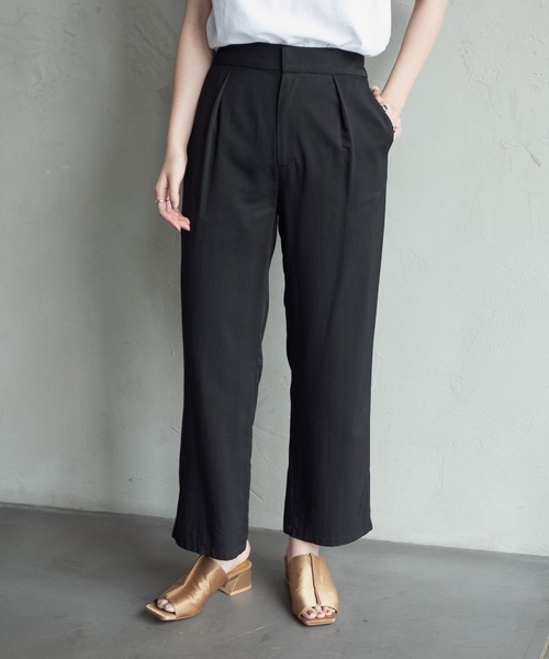 Aunt Marie's（アントマリーズ）の「AUNT MARIE’S　ステッチバックスリットワイドパンツ（その他パンツ・レディース・ブラック/イエロー・FREE）」の3枚目の写真