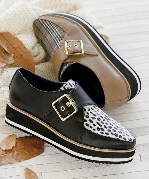 RANAN（ラナン）の「厚底モンクベルトシューズ（ローファー・レディース・ベージュ/ブラック・L/M/S）」の5枚目の写真