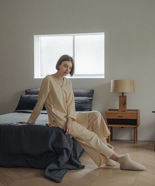 ACCL（エーシーシーエル）の「横スリットリラックスワイドパンツ（その他パンツ・レディース・オフホワイト/ダークパープル/モカ・FREE）」の21枚目の写真