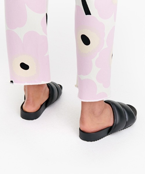 marimekko（マリメッコ）の「Pieni Unikko / Kauvan 2 trousers