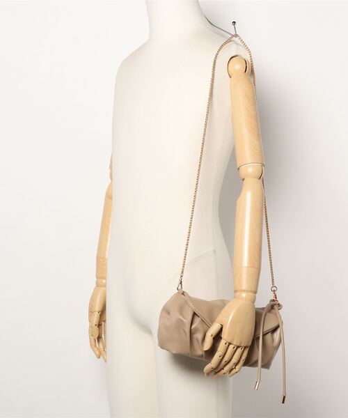 MERCURYDUO（マーキュリーデュオ）の「フェイクレザーギャザークラッチバッグ（クラッチバッグ・レディース・ベージュ/ミント・FREE）」の5枚目の写真