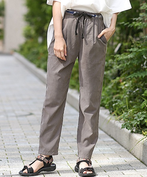 チチカカ（チチカカ）の「カラーピーチテーパードパンツ（その他パンツ・レディース・グリーン/マスタード/チャコールグレー・LARGE/MEDIUM）」の8枚目の写真