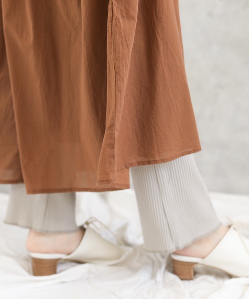 audrey and john wad(オードリーアンドジョンワッド)の「インド綿エリ付ギャザー(ワンピース・レディース・ブラック/ブラウン・M)」の21枚目の写真