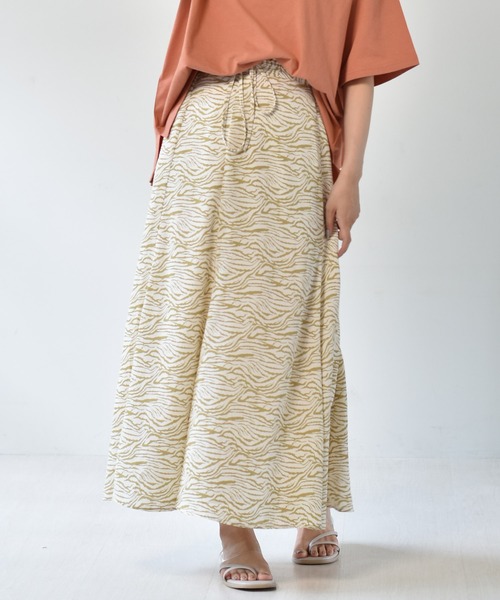 RETRO GIRL(レトロガール)の「アート柄マーメイドスカート(スカート・レディース・ホワイト系その他/ブラウン系その他/ブラック系その他/イエロー系その他・FREE)」の4枚目の写真