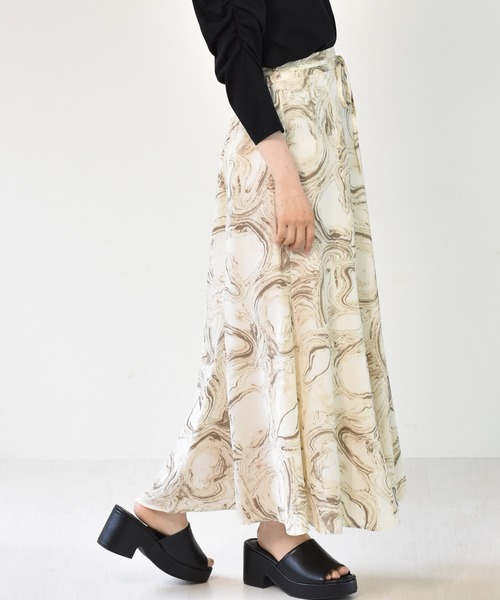 RETRO GIRL(レトロガール)の「アート柄マーメイドスカート(スカート・レディース・ホワイト系その他/ブラウン系その他/ブラック系その他/イエロー系その他・FREE)」の12枚目の写真