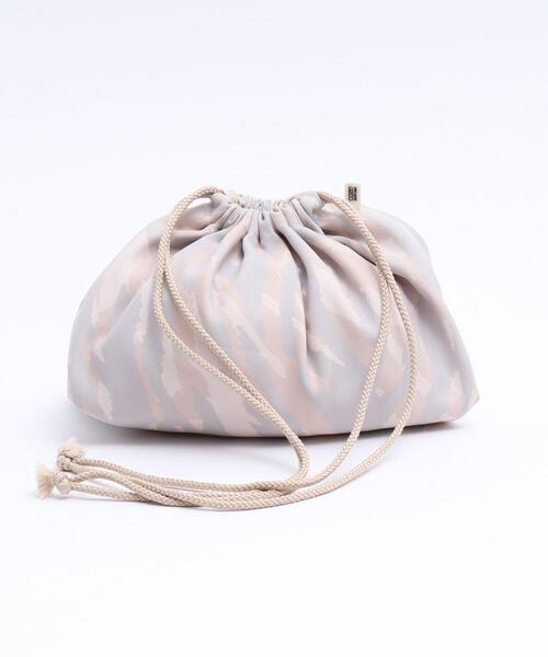 coen by SIZU（コーエンバイシズ）の「coen by SIZU プリント巾着バッグ（ショルダーバッグ・レディース・ベージュ/ピンク・FREE）」の21枚目の写真