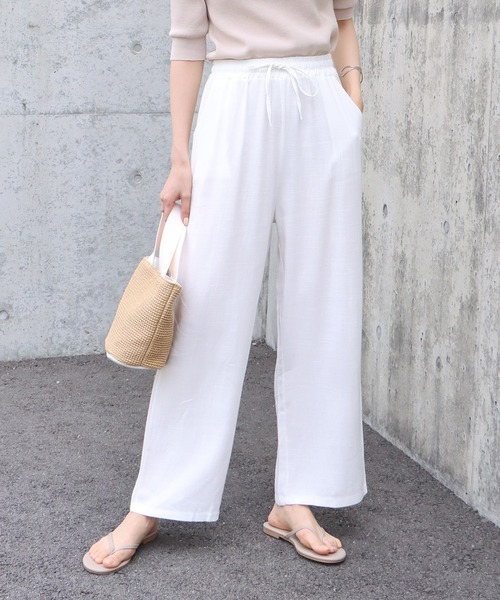 BLUEEAST（ブルーイースト）の「リネンドロストリラックスパンツ（その他パンツ・レディース・ホワイト/ベージュ/ブラック・MEDIUM）」の2枚目の写真