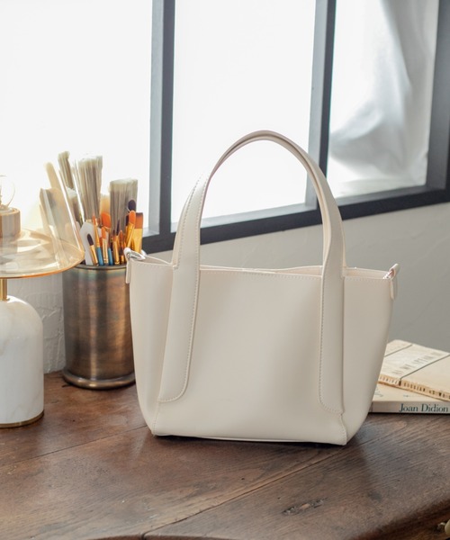 Ambre Neige（アンブルネージュ）の「【ポーチ付き】2WAYトートバック／WEB/EC限定商品（ショルダーバッグ・レディース・アイボリー/マスタード/キャメル・FREE）」の9枚目の写真