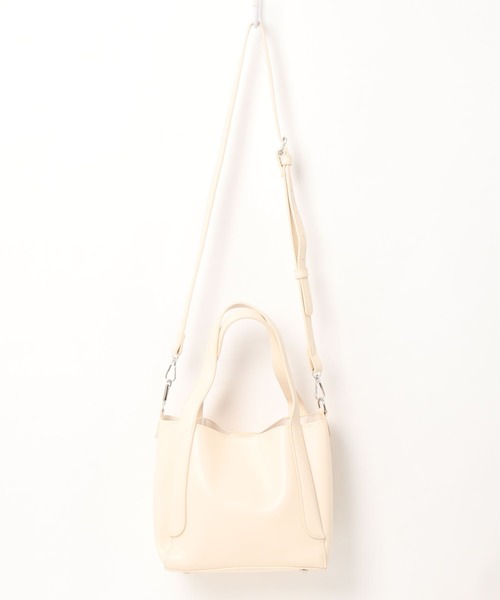 Ambre Neige（アンブルネージュ）の「【ポーチ付き】2WAYトートバック／WEB/EC限定商品（ショルダーバッグ・レディース・アイボリー/マスタード/キャメル・FREE）」の7枚目の写真