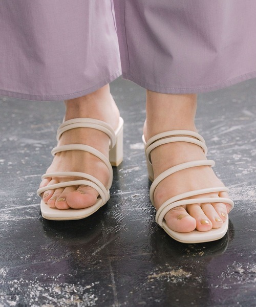 GLOBAL WORK（グローバルワーク）の「細ラインヒールサンダル/942529（サンダル・レディース・オフホワイト/ブラック/ライトグレー・MEDIUM/LARGE）」の19枚目の写真