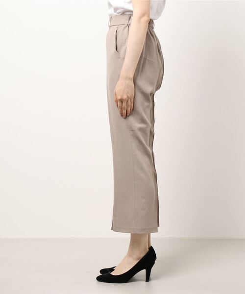 Te chichi TERRASSE（テチチテラス）の「麻調スリットテーパードパンツ（その他パンツ・レディース・ベージュ/ネイビー/モカ・ﾌﾘ-）」の4枚目の写真