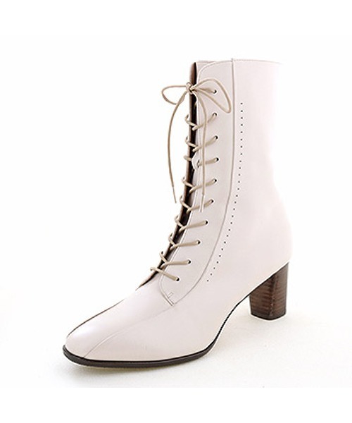 apres（アプレ）の「レ-スアップブーツ　-8650361（ブーツ・レディース・ブラック/グレー/オフホワイト/ライトブラウン・22.5cm/23.5cm/24.5cm/23.0cm/24.0cm）」の19枚目の写真