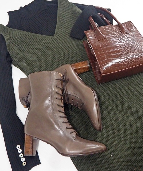 apres（アプレ）の「レ-スアップブーツ　-8650361（ブーツ・レディース・ブラック/グレー/オフホワイト/ライトブラウン・22.5cm/23.5cm/24.5cm/23.0cm/24.0cm）」の8枚目の写真