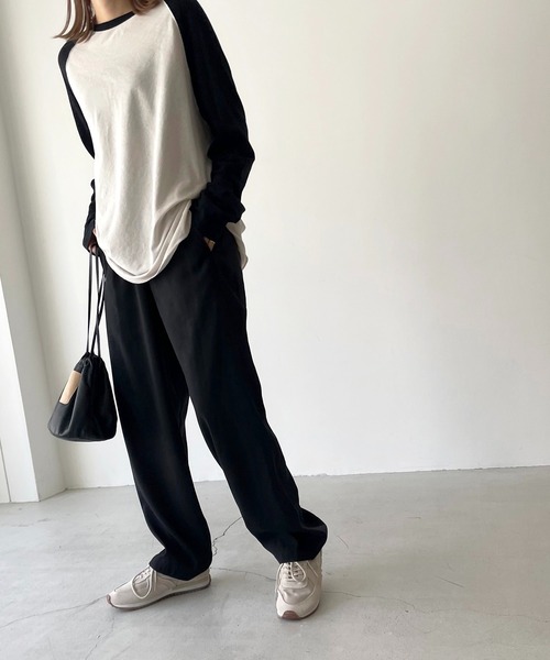 CANAL JEAN(キャナルジーン)の「RED CHOP WORKS(レッドチョップワークス) レーヨン混タックテーパードパンツ(その他パンツ・レディース・ブラック/ベージュ/パープル・38/36)」の7枚目の写真