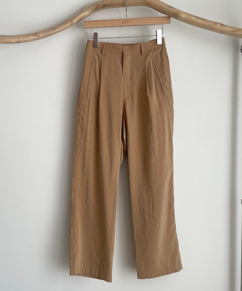 CANAL JEAN(キャナルジーン)の「RED CHOP WORKS(レッドチョップワークス) レーヨン混タックテーパードパンツ(その他パンツ・レディース・ブラック/ベージュ/パープル・38/36)」の16枚目の写真