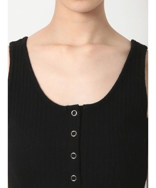 EVRIS(エヴリス)の「フロントボタンタンクトップ(タンクトップ・レディース・アイボリー/グリーン/ブラック・FREE)」の15枚目の写真