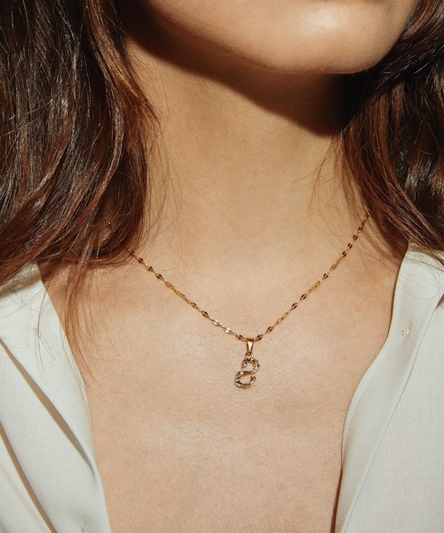 CENE（セネ）の「【CENE】セネ/　[ゴールド]ペタルイニシャルチェーン ネックレス（ネックレス・レディース・K/M/T/S/R/H/E/A/Y・FREE）」の21枚目の写真