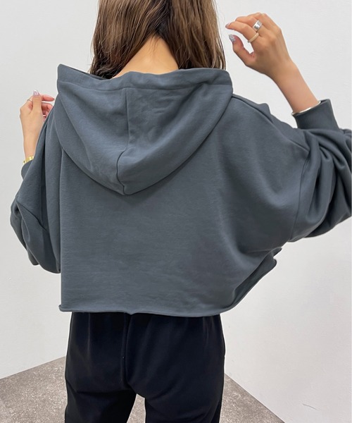 apres jour mignon(アプレジュールミニョン)の「ショートパーカー【ZOZOTOWN限定アイテム】【7PO】(パーカー・レディース・ダークブルー/オートミール/ブラック/ダークグリーン・フリー/X-LARGE)」の15枚目の写真