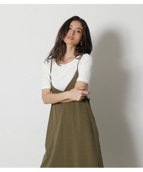 AZUL by moussy（アズールバイマウジー）の「TOPS SET CAMI ONEPIECE / トップスセット キャミワンピース（ワンピース・レディース・ブラック/ダークカーキ/ベージュ・MEDIUM/SMALL）」の6枚目の写真