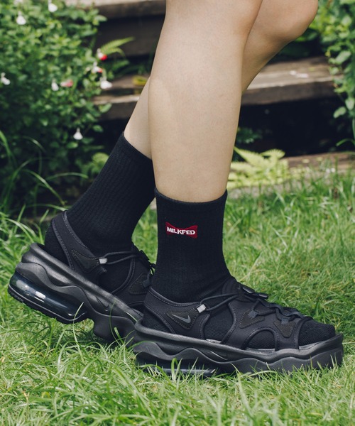 MILKFED.（ミルクフェド）の「RIBBON EMBROIDERY RIB SOCKS（ソックス/靴下・レディース・アッシュ/ブラック/ホワイト/レッド・ONE SIZE）」の2枚目の写真