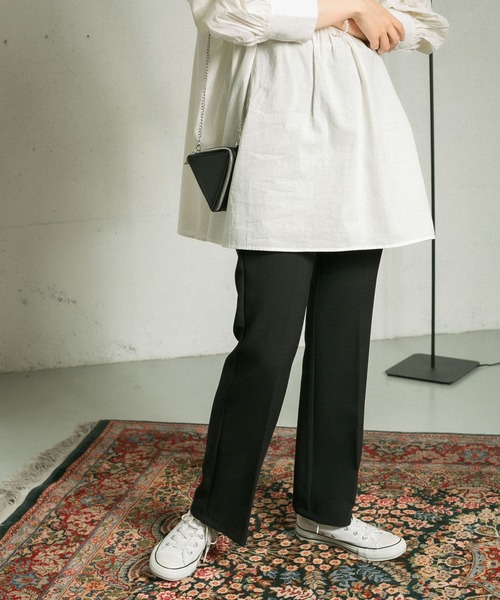 KBF（ケイビーエフ）の「パッチポケットフレアパンツ（その他パンツ・レディース・ブラック/ブルー系その他/ベージュ・ONE）」の13枚目の写真