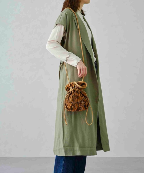 ORiental TRaffic(オリエンタルトラフィック)の「ボタニカル柄シアー巾着バッグ BA-198(ショルダーバッグ・レディース・ベージュ/オレンジ・フリ-)」の9枚目の写真