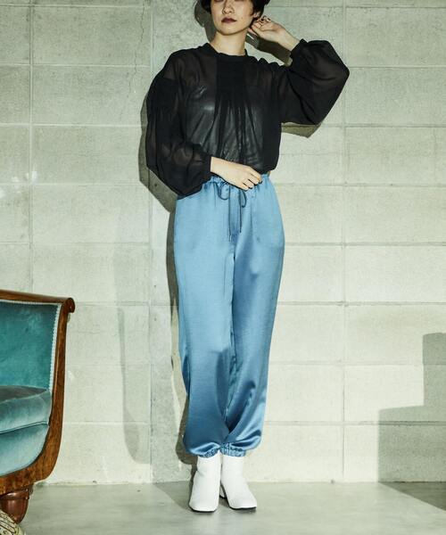 alcali(アルカリ)の「サテンジョガーパンツ(その他パンツ・レディース・ブラウン/ブルー/ベージュ・FREE)」の10枚目の写真