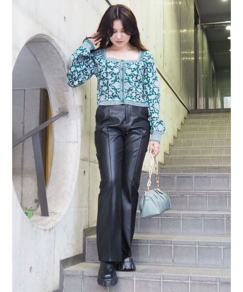 EVRIS（エヴリス）の「フロントボタンジャガードニットトップス（ニット/セーター・レディース・ネイビー/グリーン・FREE）」の14枚目の写真