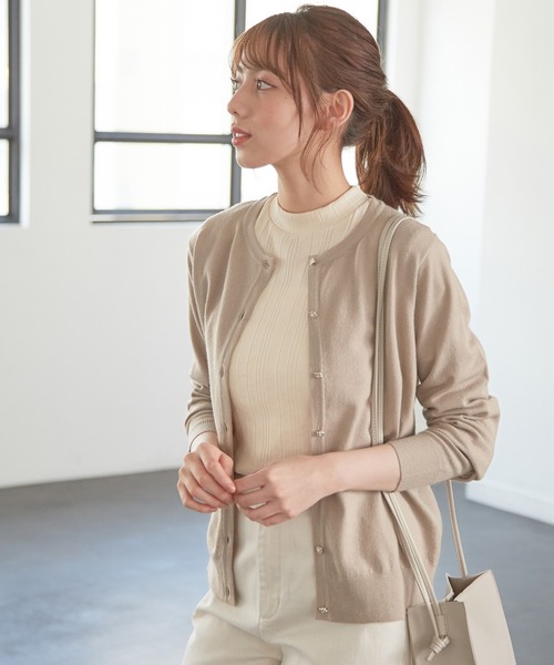 Honeys（ハニーズ）の「ヒアルロン酸クルーカーデ（カーディガン