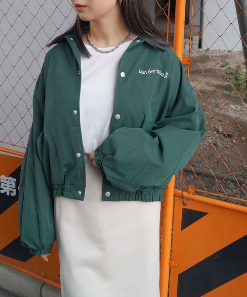 179/WG（イチナナキュウダブルジー）の「ボリュームスリーブ ブルゾン（ブルゾン・レディース・グリーン/イエロー/オフホワイト・MEDIUM）」の3枚目の写真