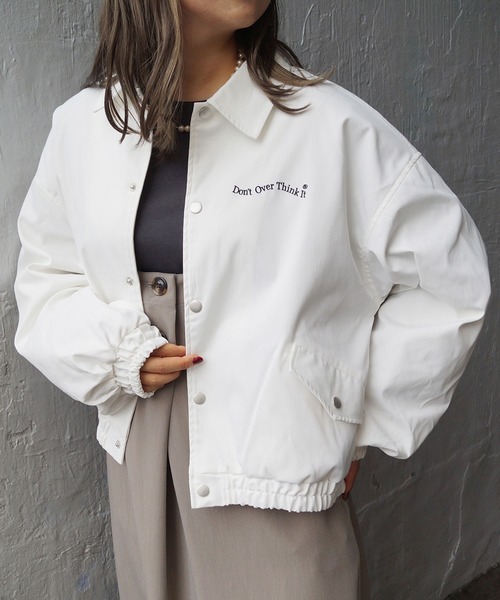 179/WG（イチナナキュウダブルジー）の「ボリュームスリーブ ブルゾン（ブルゾン・レディース・グリーン/イエロー/オフホワイト・MEDIUM）」の18枚目の写真