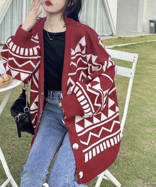 FREE STYLISTS（フリー スタイリスト）の「アーガイル柄ニットカーディガン（ニット/セーター・レディース・ボルドー/ブラック・FREE）」の4枚目の写真