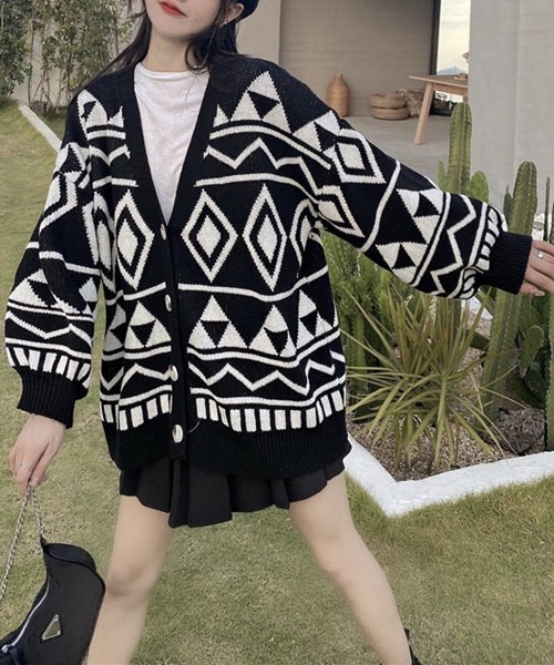 FREE STYLISTS（フリー スタイリスト）の「アーガイル柄ニットカーディガン（ニット/セーター・レディース・ボルドー/ブラック・FREE）」の17枚目の写真