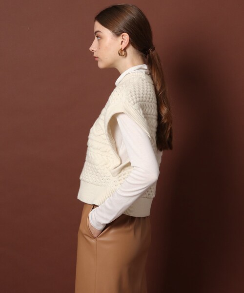 DRESSTERIOR（ドレステリア）の「◆【スタイリスト亀恭子さんコラボアイテム】【3WAY】ニットレイヤードワンピース（ワンピース・レディース・アイボリー/ブラウン系・38/36）」の8枚目の写真