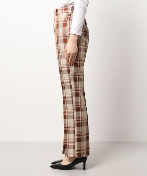 RETRO GIRL（レトロガール）の「柄チェックセミフレアパンツ（スラックス・レディース・ブラウン系その他/グリーン系その他/ブルー系その他・FREE）」の4枚目の写真