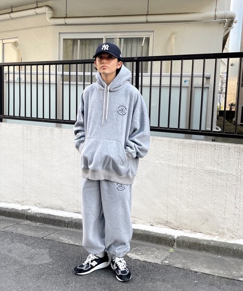 who's who gallery BRONX パーカー スウェット グレー 黒 WHO'S WHO gallery（フーズフーギャラリー）の「【KOOKY'N