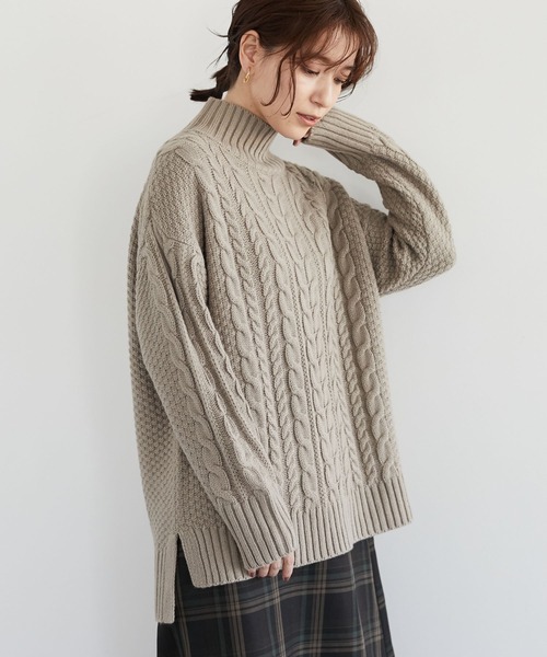 Green　Parks（グリーンパークス）の「モックネックケーブルニットプルオーバー＊（ニット/セーター・レディース・ブラック/レッド/アイボリー/モカ/イエロー/ターコイズブルー・FREE）」の3枚目の写真