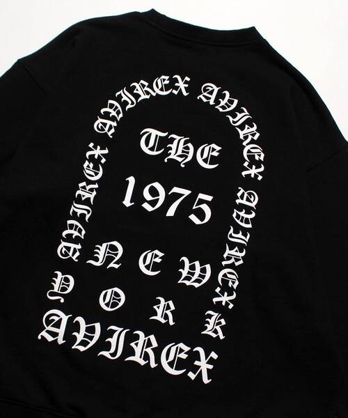 AVIREX(アヴィレックス)の「【直営店限定】CREW NECK SWEAT AVX Ⅱ/ クルーネックスウェットAVXⅡ(スウェット・レディース・ホワイト/ブラック・MEDIUM/LARGE)」の4枚目の写真