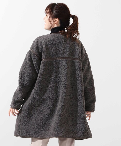DRESKIP（ドレスキップ）の「◆合皮パイピングボアコート（ノーカラーコート・レディース・グレー/グレー系その他/ナチュラル/キャメル・00）」の6枚目の写真