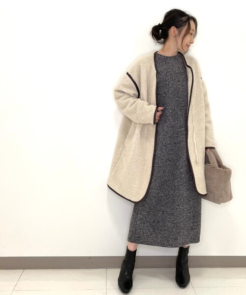 DRESKIP（ドレスキップ）の「◆合皮パイピングボアコート（ノーカラーコート・レディース・グレー/グレー系その他/ナチュラル/キャメル・00）」の13枚目の写真