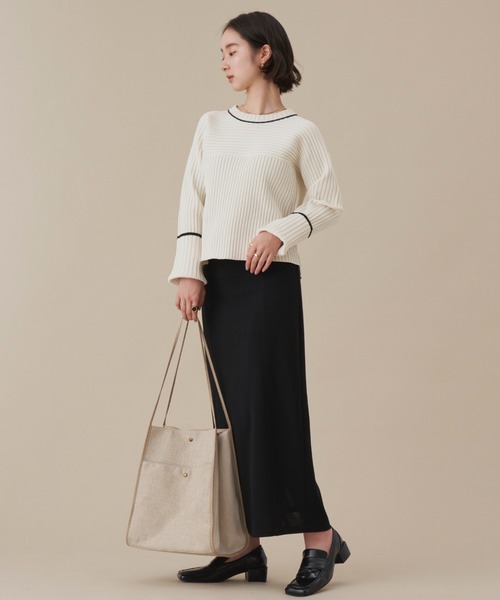 NEUNA（ヌナ）の「ヴィーガンレザースクエアステッチローファー（ローファー・レディース・ホワイト/ブラック・SMALL/MEDIUM/LARGE）」の5枚目の写真