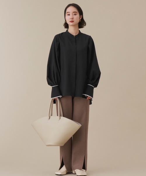 NEUNA（ヌナ）の「ヴィーガンレザースクエアステッチローファー（ローファー・レディース・ホワイト/ブラック・SMALL/MEDIUM/LARGE）」の11枚目の写真