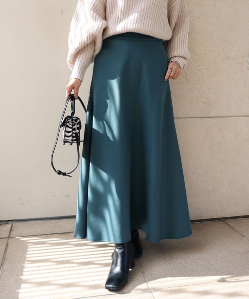 andme(アンドミー)の「起毛ロングフレアマーメイドスカート(スカート・レディース・チャコールグレー/ブラック/ダークブラウン/オフホワイト/ブルーグリーン/ブラウン/ラベンダー・M/L)」の9枚目の写真