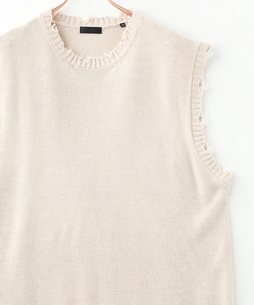 ADPOSION(アドポーション)の「ビッグシルエット ダメージニットベスト(ベスト・メンズ・アイボリー/チャコールグレー/グリーン/サックスブルー・MEDIUM/LARGE/X-LARGE)」の2枚目の写真